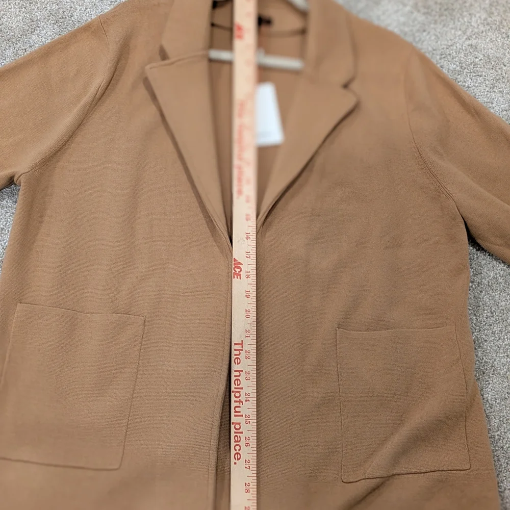 NWT Quince 100% Organic Cotton Women's Tan Open-Front Blazer - Picture 6 of 6